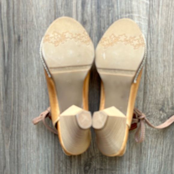 Pikolinos Tan Leather Heeled Sandals | 38 - Picture 4 of 8